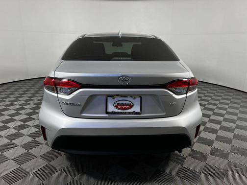 Classic Silver Metallic 2025 Toyota Corolla LE