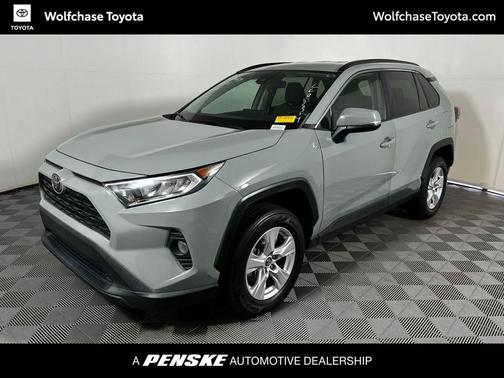 2020 Toyota RAV4 XLE