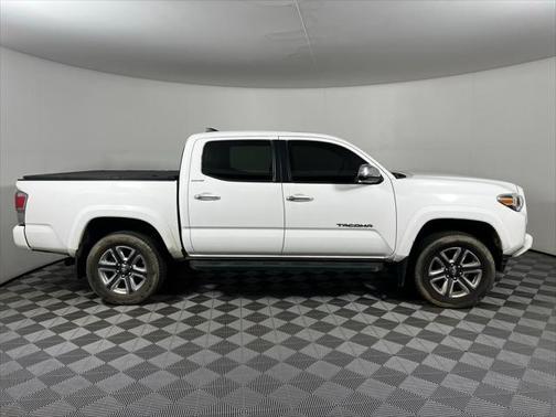 2017 Toyota Tacoma Limited