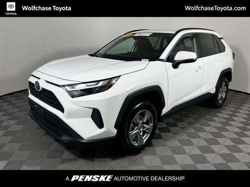 2024 Toyota RAV4 XLE