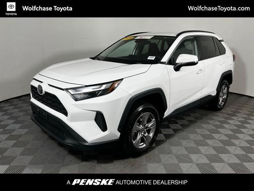 2023 Toyota RAV4 XLE
