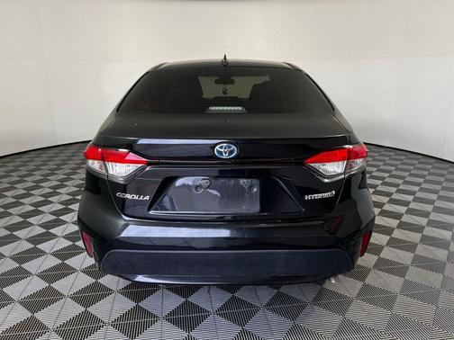 2022 Toyota Corolla Hybrid SE