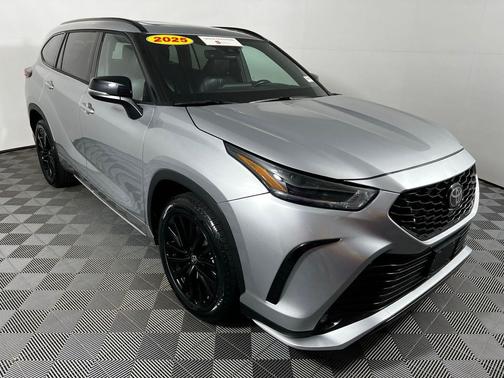 2025 Toyota Highlander XSE