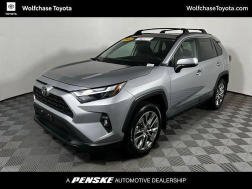 2022 Toyota RAV4 XLE Premium