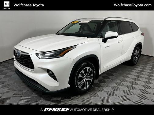 2021 Toyota Highlander Hybrid XLE