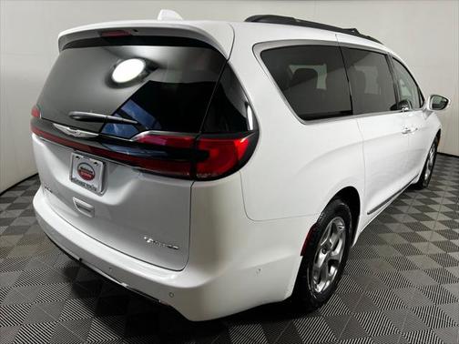 2022 Chrysler Pacifica Limited