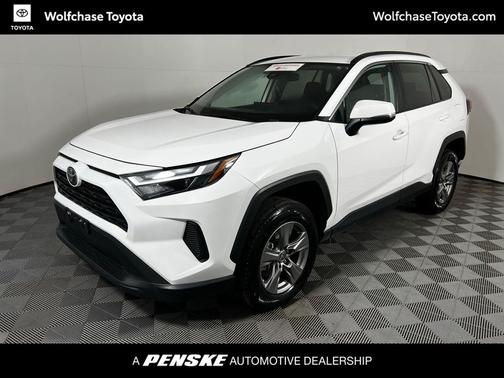 2024 Toyota RAV4 XLE
