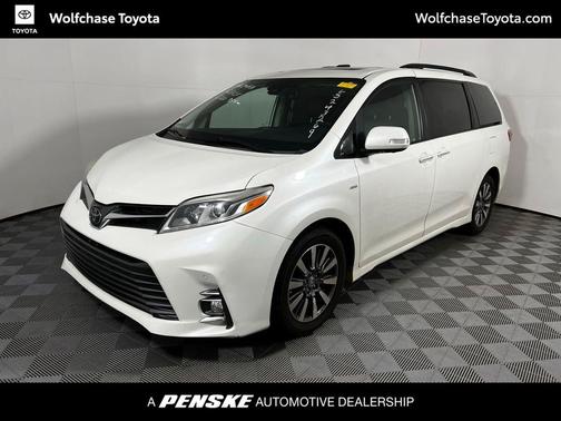 2020 Toyota Sienna Limited Premium