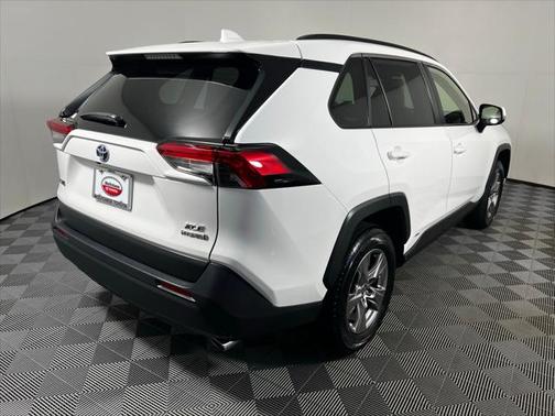 2023 Toyota RAV4 Hybrid XLE