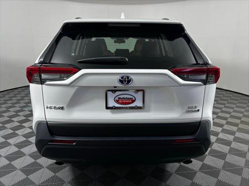 2023 Toyota RAV4 Hybrid XLE