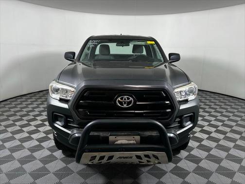 2017 Toyota Tacoma SR