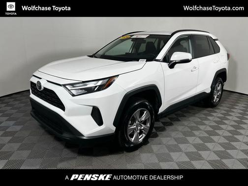 2024 Toyota RAV4 XLE