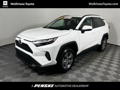 2024 Toyota RAV4 XLE