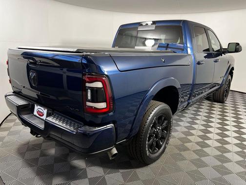 2022 RAM 2500 Limited Crew Cab 4x4 6'4' Box