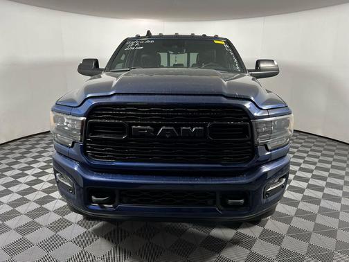 2022 RAM 2500 Limited Crew Cab 4x4 6'4' Box