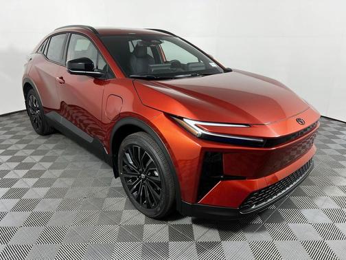 Tandoori 2026 Toyota C-HR XSE