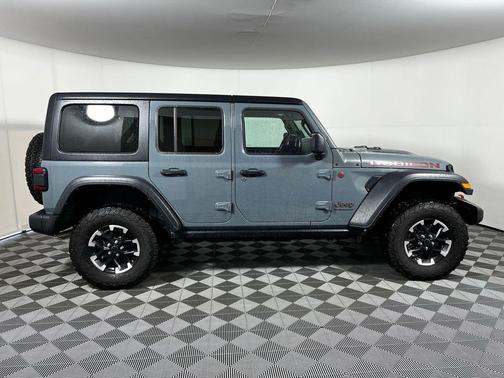 Anvil Clearcoat 2025 Jeep Wrangler Rubicon