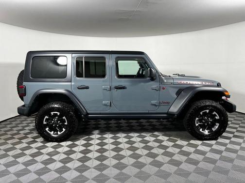 Anvil Clearcoat 2025 Jeep Wrangler Rubicon