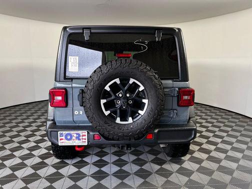Anvil Clearcoat 2025 Jeep Wrangler Rubicon