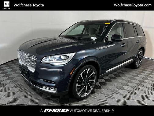 FLIGHT BLUE MET CC 2023 Lincoln Aviator Reserve AWD