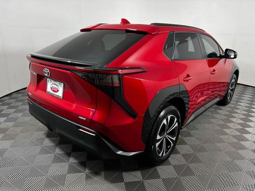 2024 Toyota bZ4X XLE