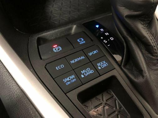 2021 Toyota RAV4 LE for sale in Cordova, TN - image 19