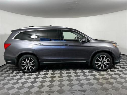 2019 Honda Pilot Touring 8-Passenger