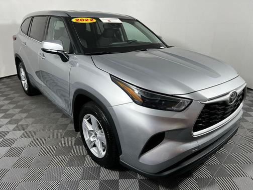 2022 Toyota Highlander L