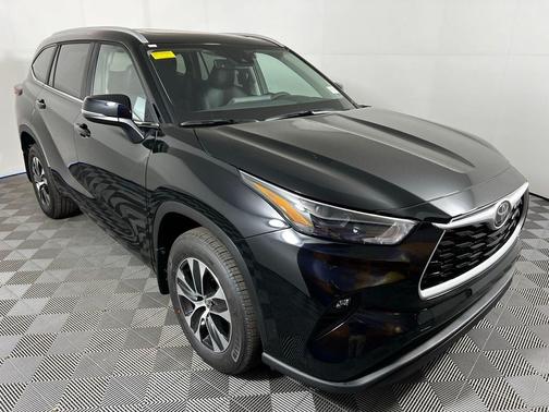 2026 Toyota Highlander XLE