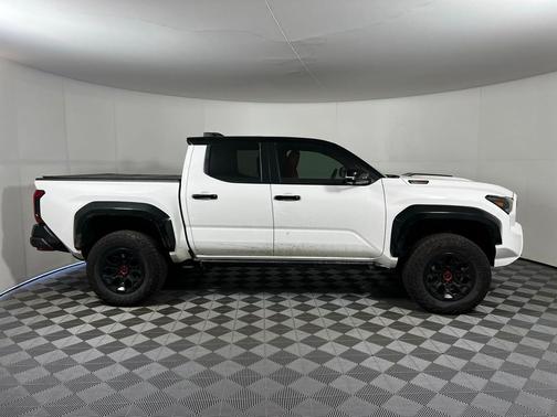 2025 Toyota Tacoma Hybrid TRD Pro