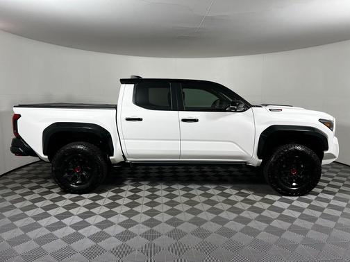 2025 Toyota Tacoma Hybrid TRD Pro