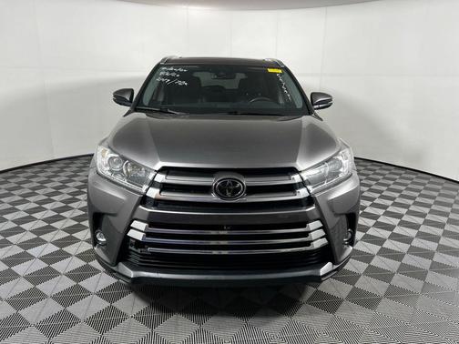 Predawn Gray Mica 2019 Toyota Highlander Limited Platinum