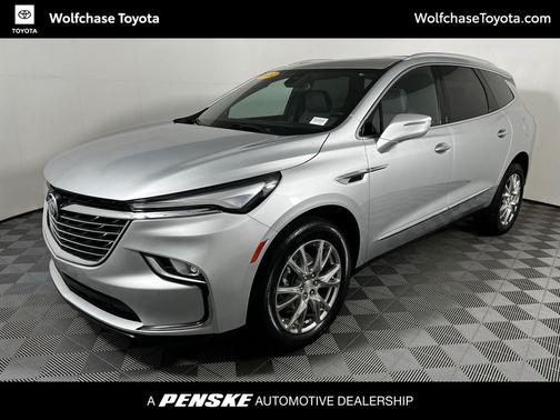 2022 Buick Enclave FWD Essence