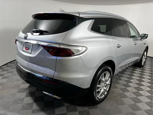 2022 Buick Enclave FWD Essence