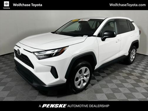 2023 Toyota RAV4 LE
