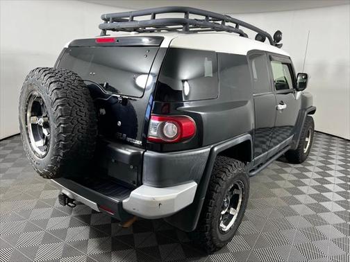 2014 Toyota FJ Cruiser Base