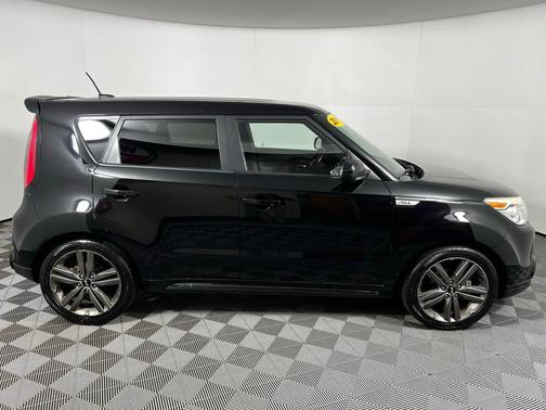 Shadow Black 2016 Kia Soul +