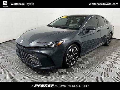 2025 Toyota Camry XLE