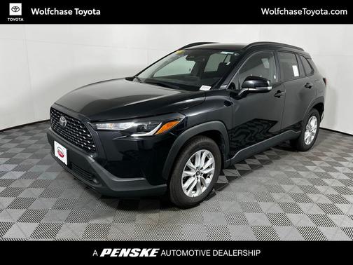 2025 Toyota Corolla Cross LE