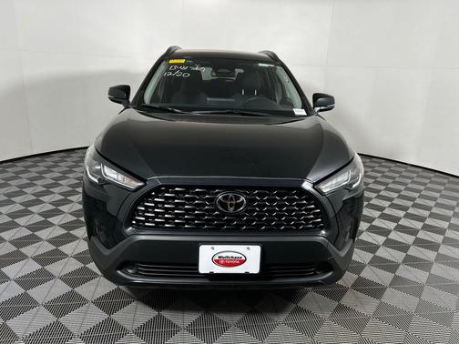 2025 Toyota Corolla Cross LE