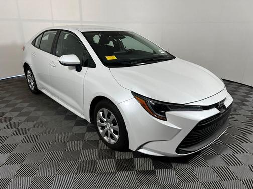 Wind Chill Pearl 2026 Toyota Corolla LE