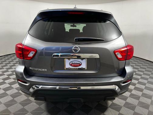 2019 Nissan Pathfinder S