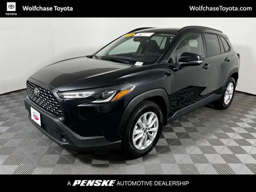 2025 Toyota Corolla Cross LE