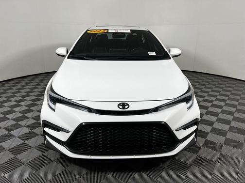 Ice Cap 2023 Toyota Corolla XSE