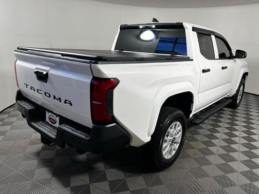 2025 Toyota Tacoma SR