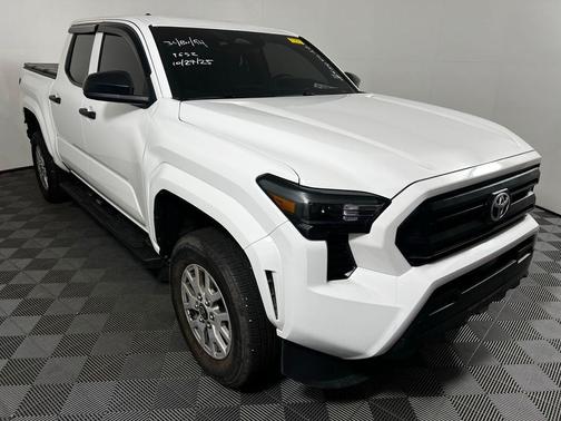 2025 Toyota Tacoma SR