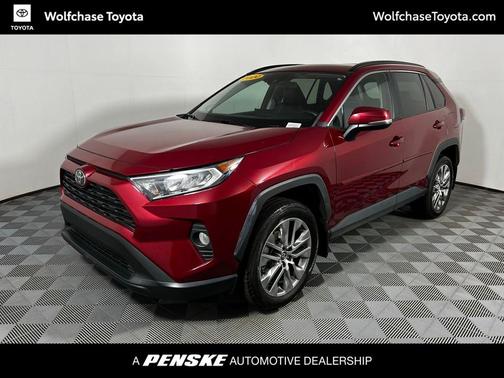 2020 Toyota RAV4 XLE Premium