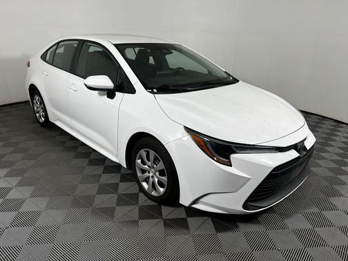 Ice Cap 2024 Toyota Corolla LE