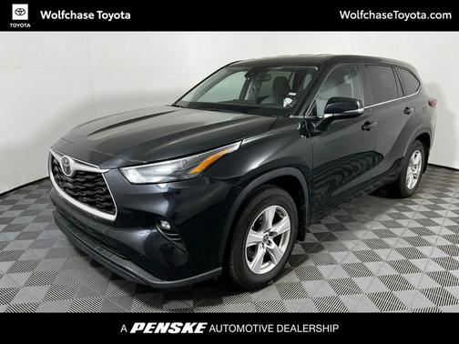 2023 Toyota Highlander LE