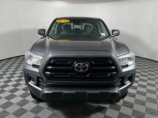 2019 Toyota Tacoma SR